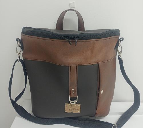 Kabelky Batohy Tasky 09