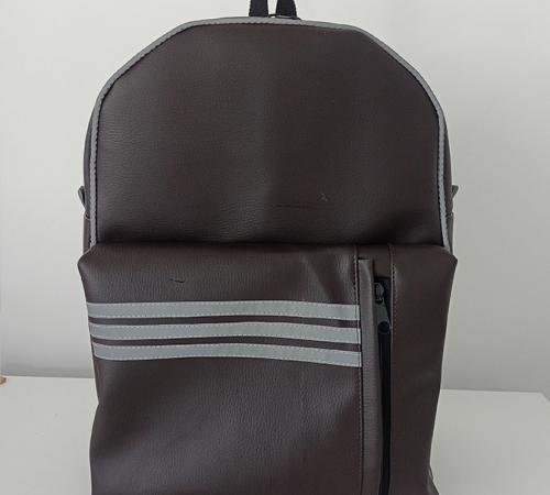 Kabelky Batohy Tasky 16